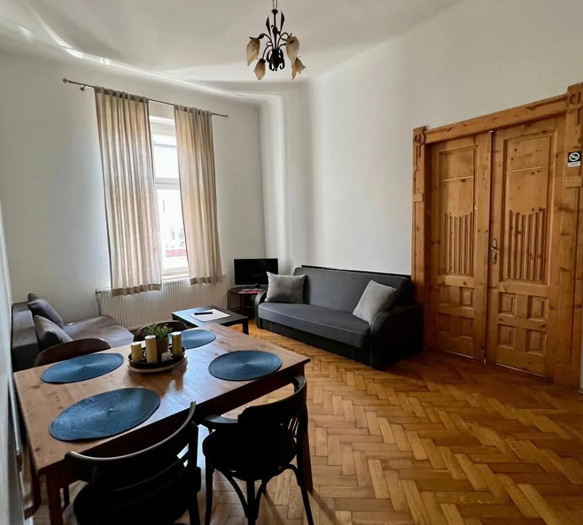Old Town Apartments Krakow Polonya
