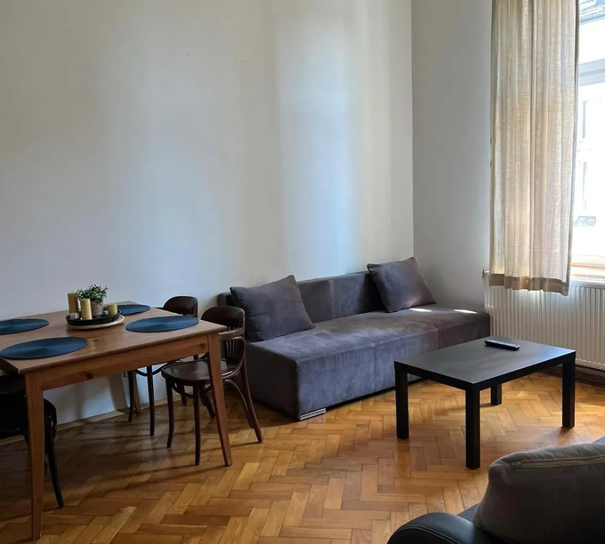 Old Town Apartments Krakow Polonya